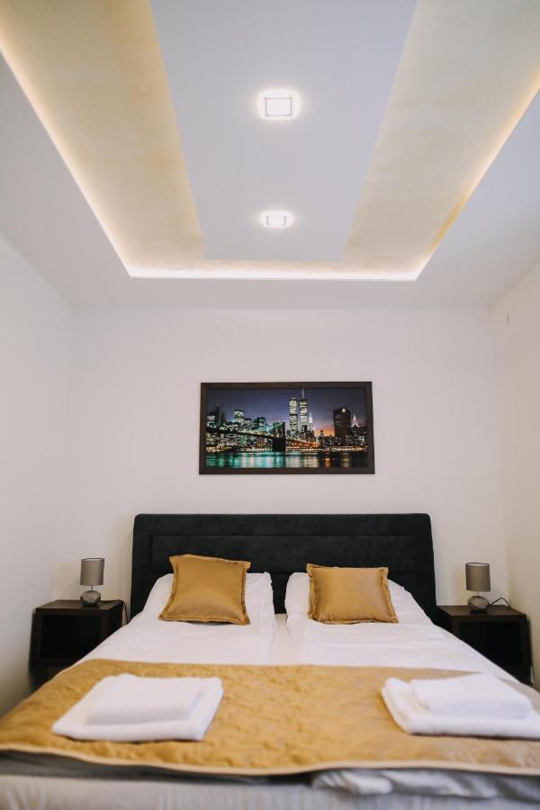 Prima Lux Apartments & Studio นิส ภายนอก รูปภาพ