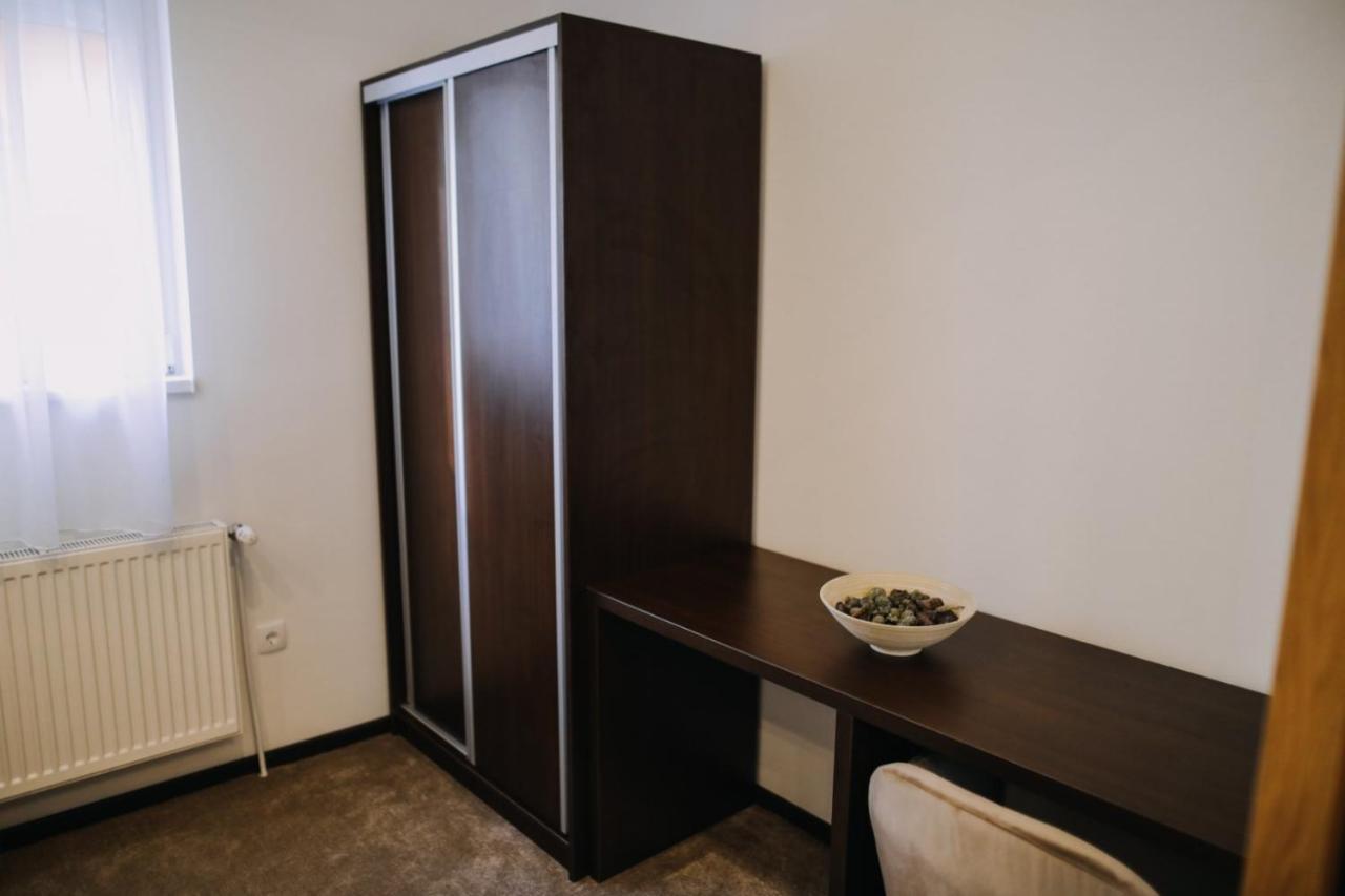 Prima Lux Apartments & Studio นิส ภายนอก รูปภาพ