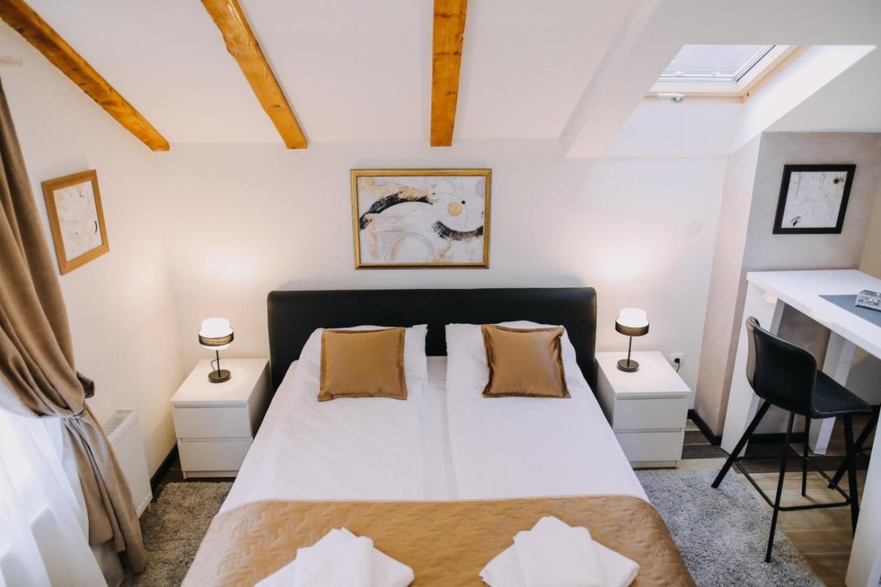 Prima Lux Apartments & Studio นิส ภายนอก รูปภาพ