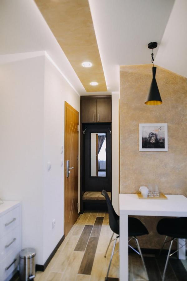 Prima Lux Apartments & Studio นิส ภายนอก รูปภาพ